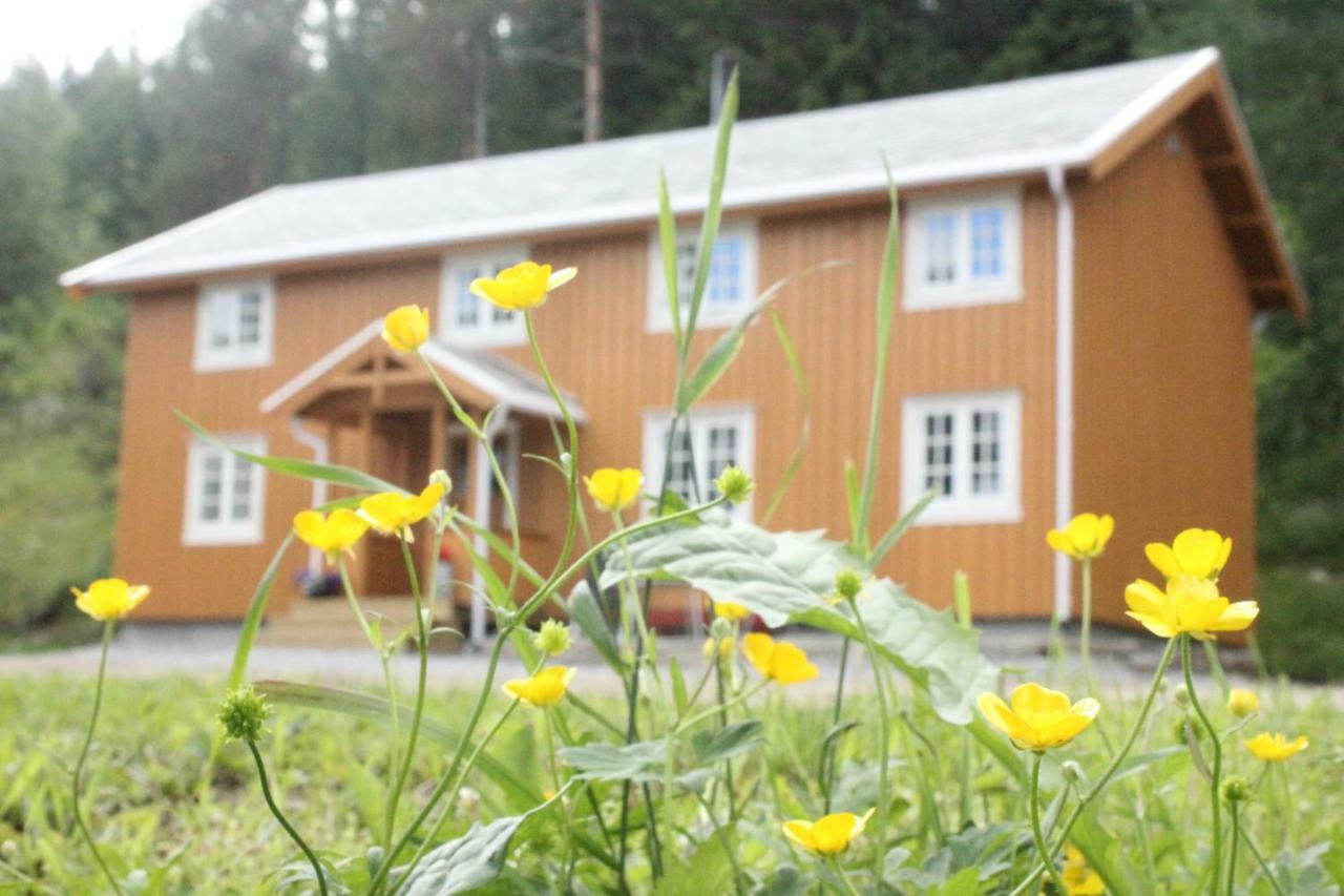 Villa Bakarstuo, Utpa Neset Trofors Exterior foto